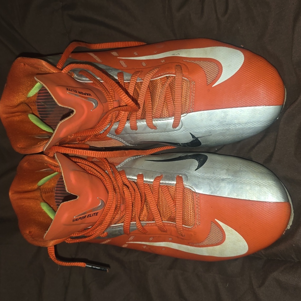 Nike Hyperfuse Athletic Cleats - image 1